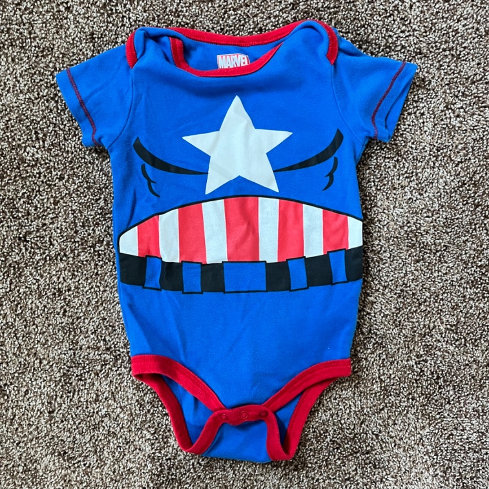 2-Piece 18-Month Superhero Set: Marvel Captain America Onesie/Super Hero Top - Picture 6 of 7